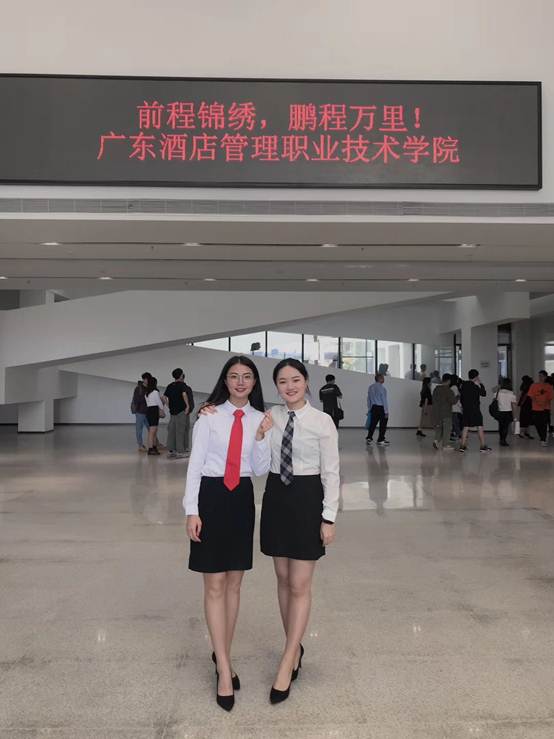 说明: E:\2019-2020上学期\宣传\20191110毕业照\毕业照2\微信图片_20191115111531.jpg